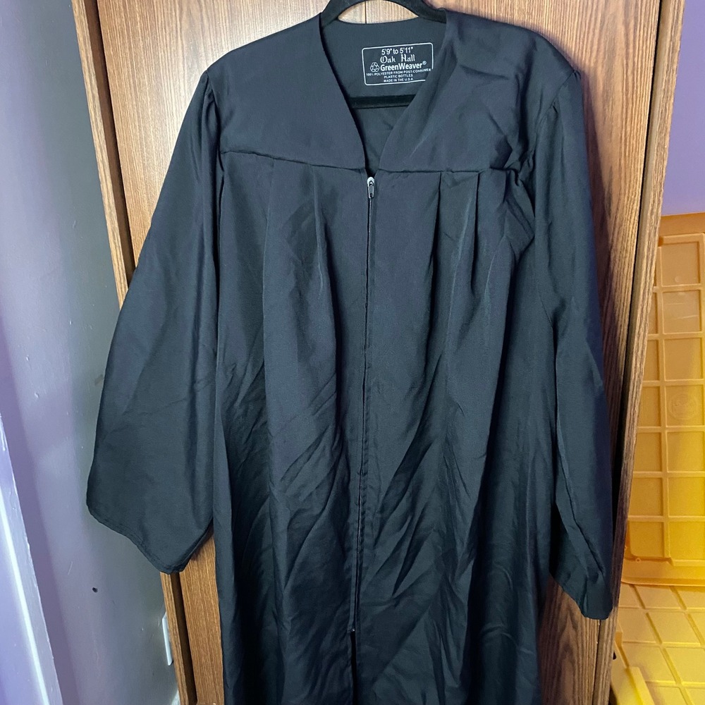Oak Hall Graduation Gown Unisex 5'9"-5'11" Black GreenWeaver Recycled Polyester